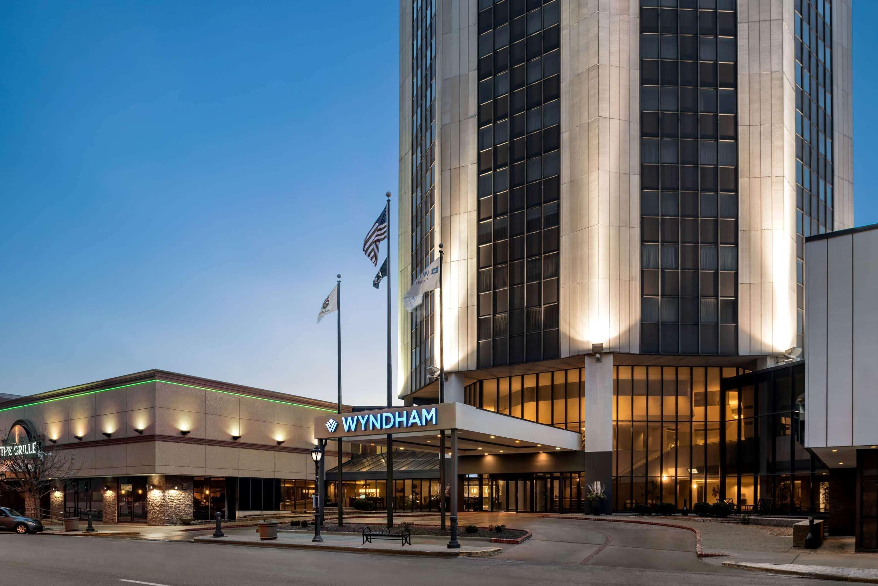 Wyndham Springfield City Centre Exterior photo
