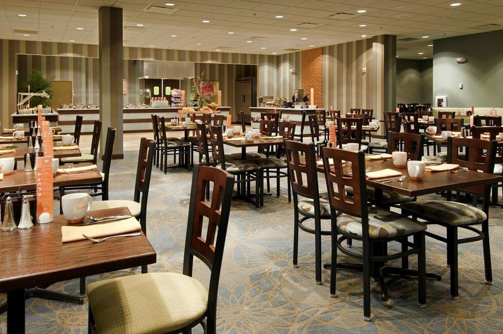 Wyndham Springfield City Centre Restaurant photo